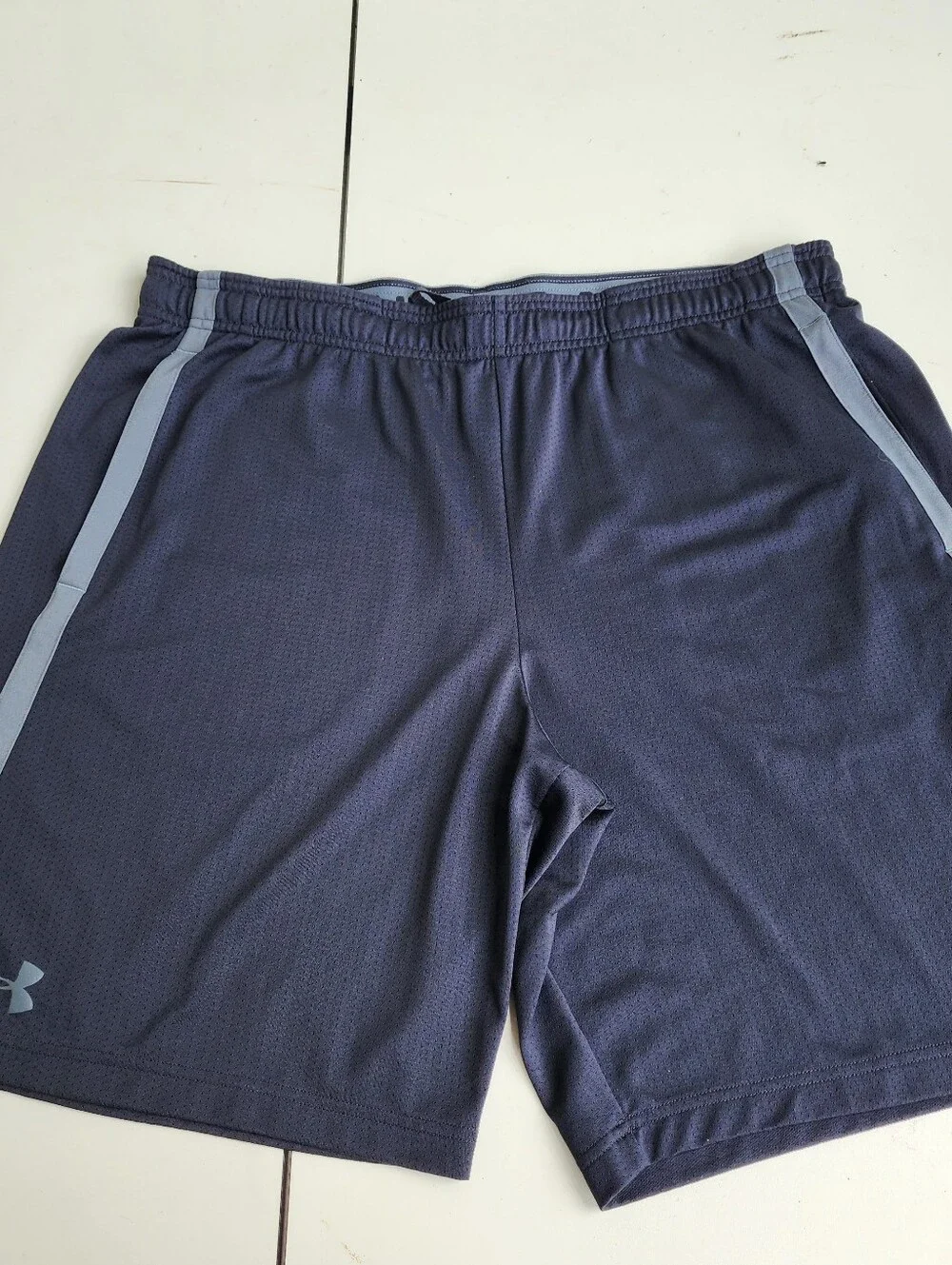 Under Armour HeatGear Loose Black Gray Athletic Shorts Mens Size XXL